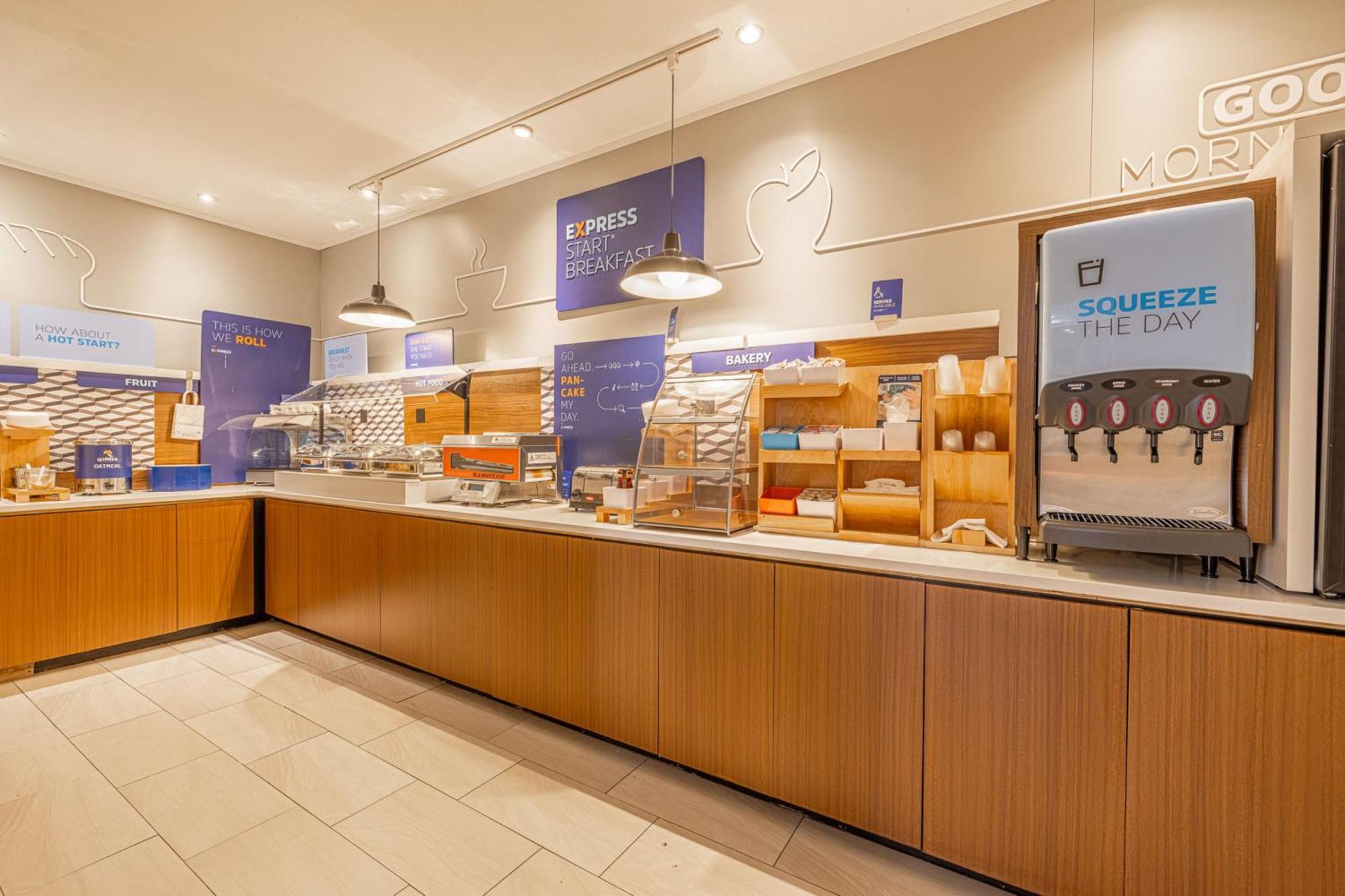 Holiday Inn Express & Suites College Station By Ihg מראה חיצוני תמונה
