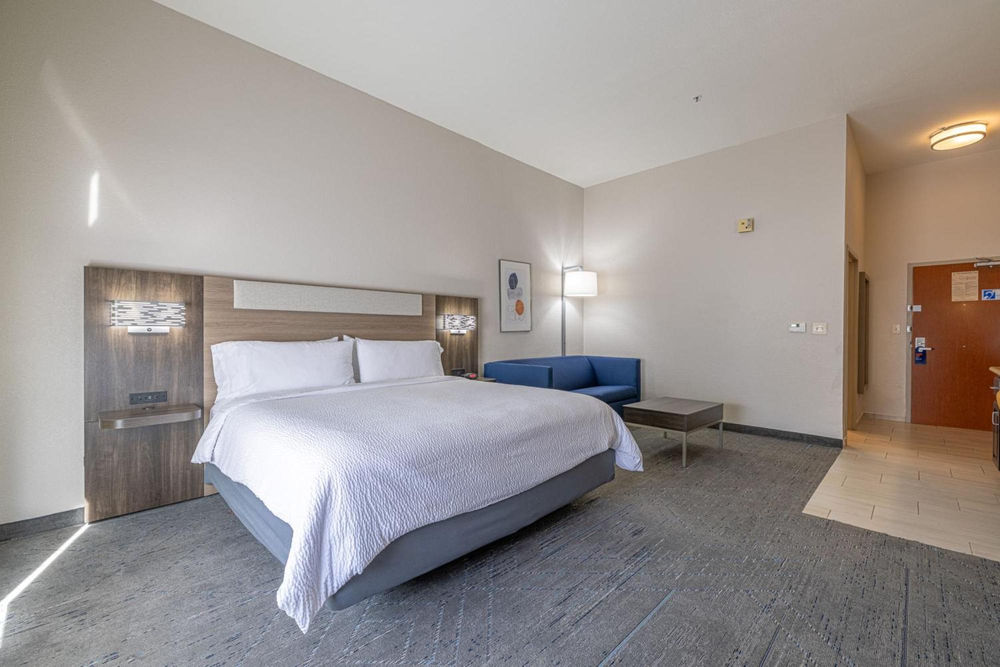 Holiday Inn Express & Suites College Station By Ihg מראה חיצוני תמונה