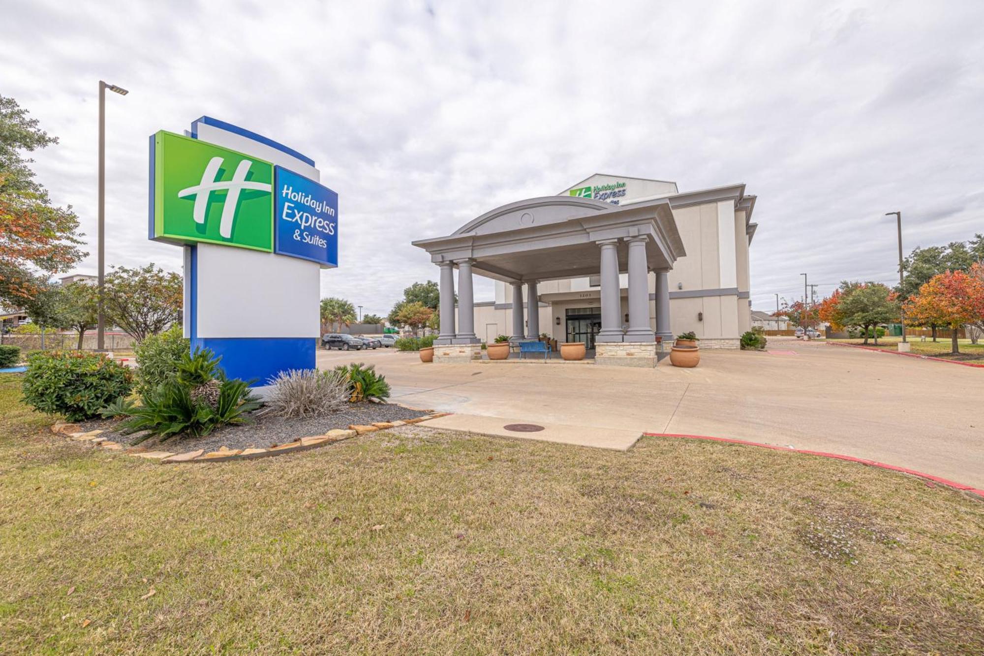Holiday Inn Express & Suites College Station By Ihg מראה חיצוני תמונה