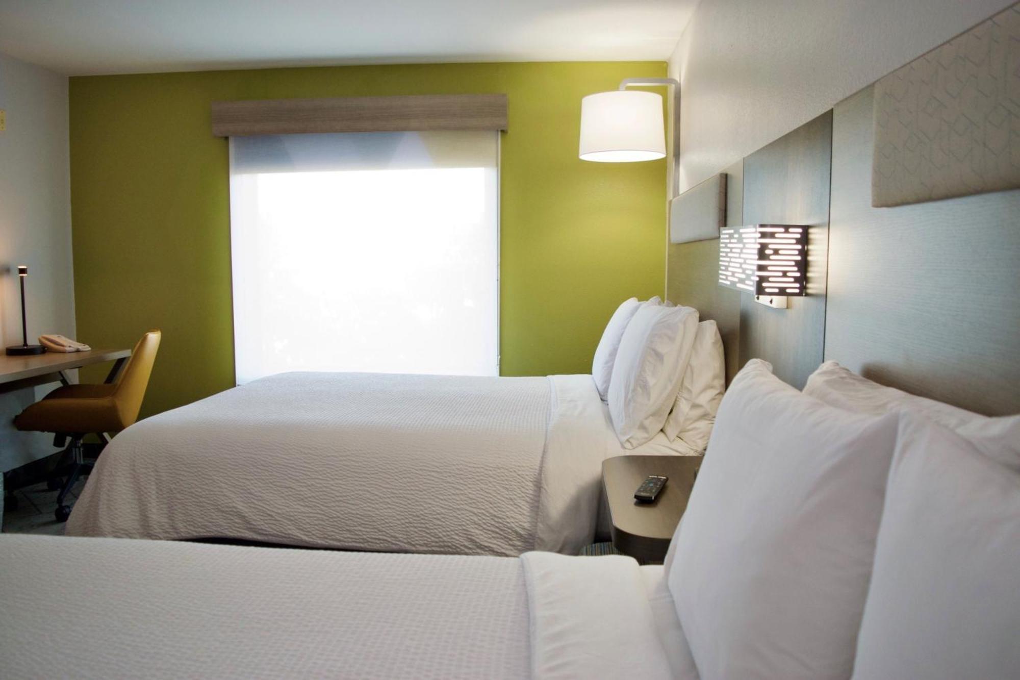 Holiday Inn Express & Suites College Station By Ihg מראה חיצוני תמונה