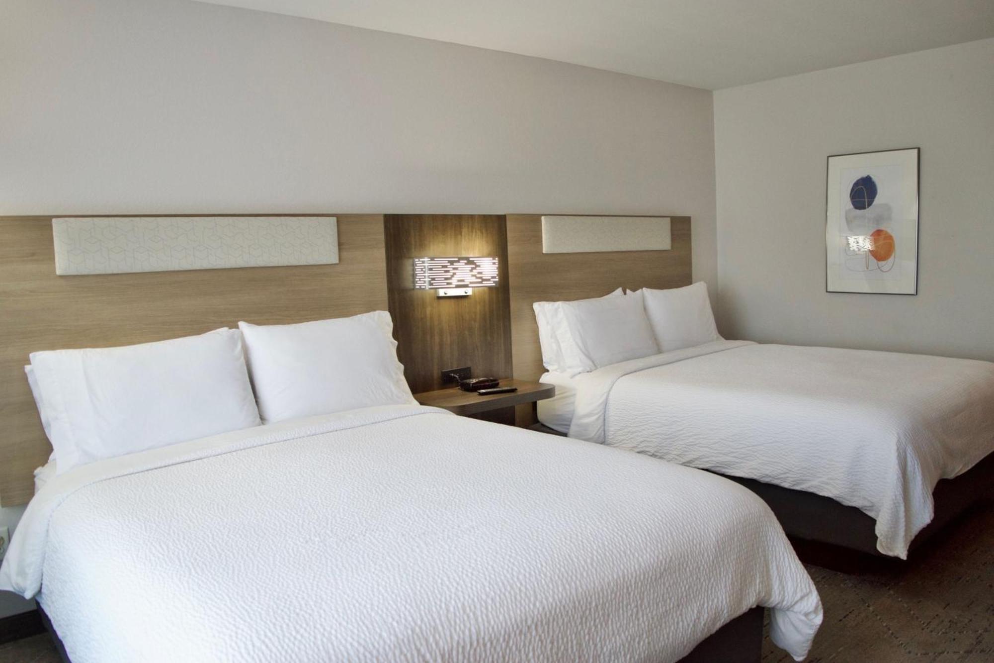 Holiday Inn Express & Suites College Station By Ihg מראה חיצוני תמונה