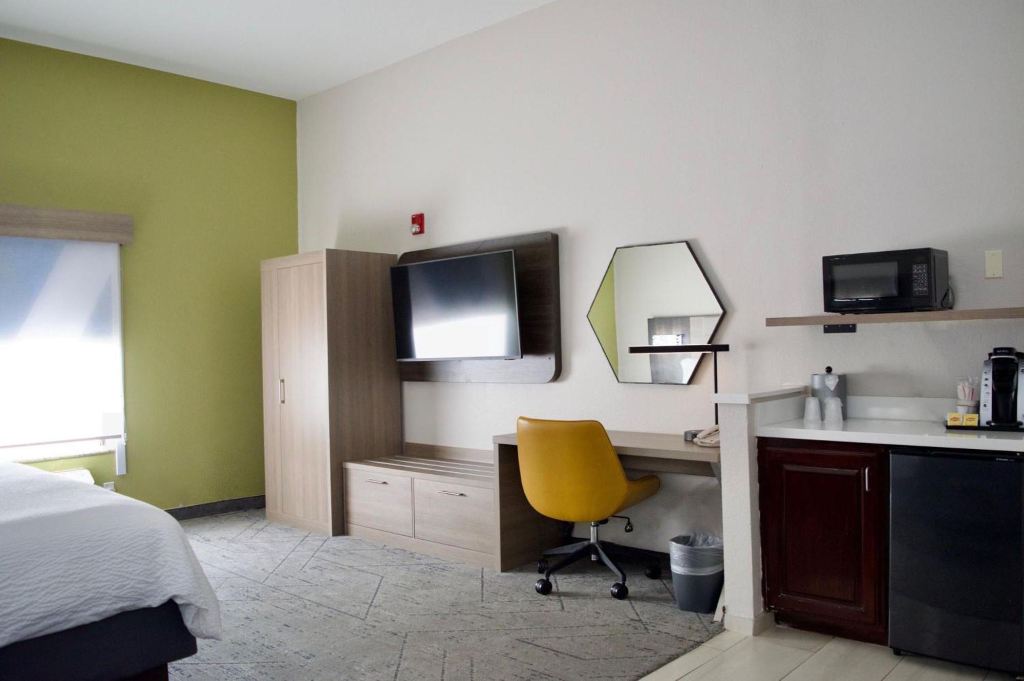 Holiday Inn Express & Suites College Station By Ihg מראה חיצוני תמונה